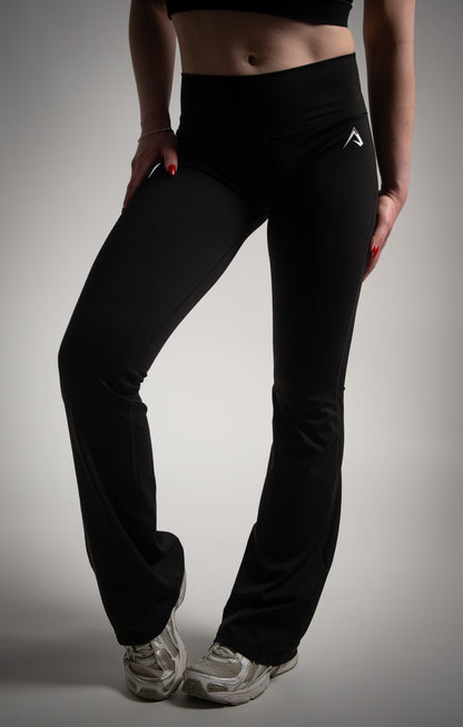 Atlas Performance Flare Leggings